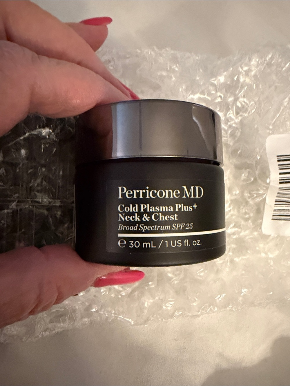PERRICONE MD Cold Plasma Plus+ Neck & Chest Broad Spectrum SPF 25 NEW